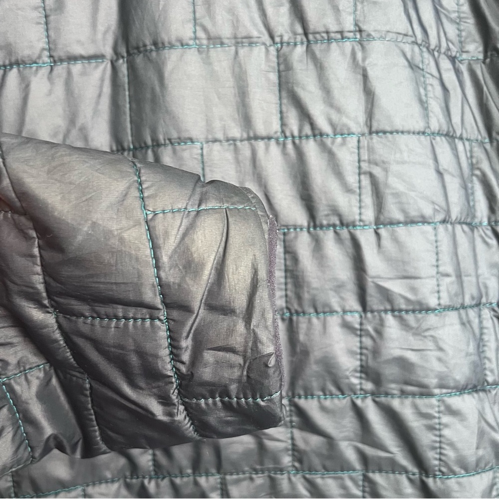 Patagonia Men’s Nano Puff Jacket SZ M Blue Gorpcore Lightweight Outdoors - Picture 7 of 13